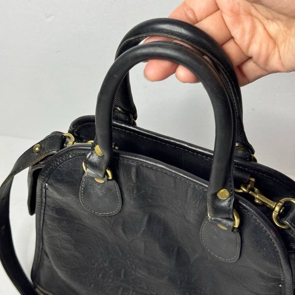 Vintage BRAHMIN Black Croc Leather Sathel Crossbody Hand Bag - Picture 2 of 14